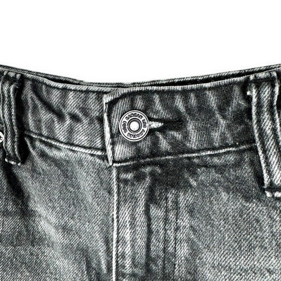 KanCan Shana High Rise Distressed Jean Shorts, Faded Black Wash, Size 3/25 - Picture 4 of 9